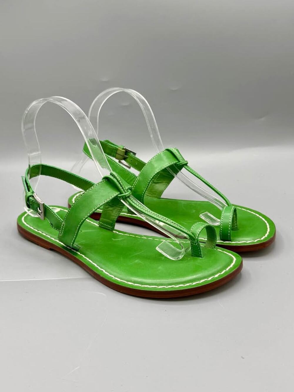Bernardo Maverick 2 Leather Toe-Loop Sandals Kelly Green Women’s Size 7